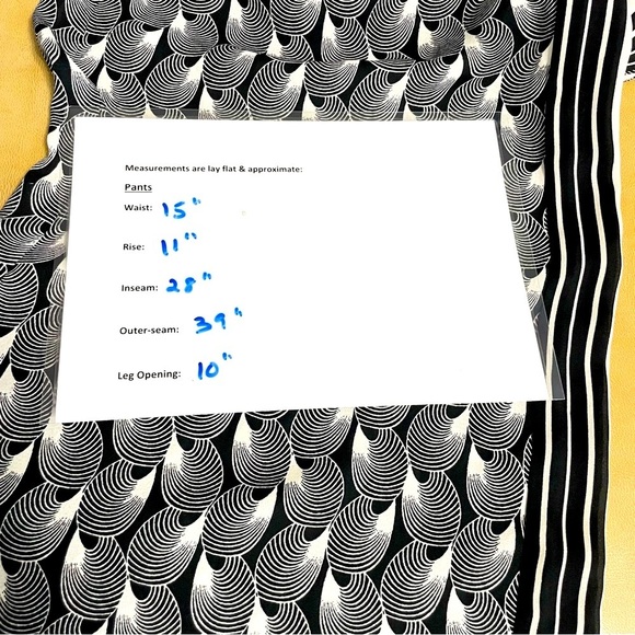 Max Studio Wide Leg Neutral Geometric Black White Print Pull-Up Pants Size L - Picture 10 of 12